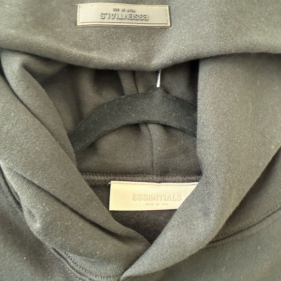 Fear of God Essentials Stretch Limo Black Pullover Hoodie NWT Unisex - Picture 8 of 9